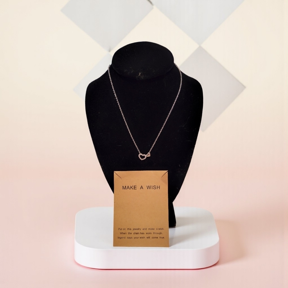10 /$10 ♥️Silver Heart Pendant Necklace♥️